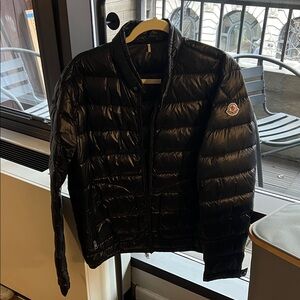 Moncler Men’s Acorus Puffer Size 5
